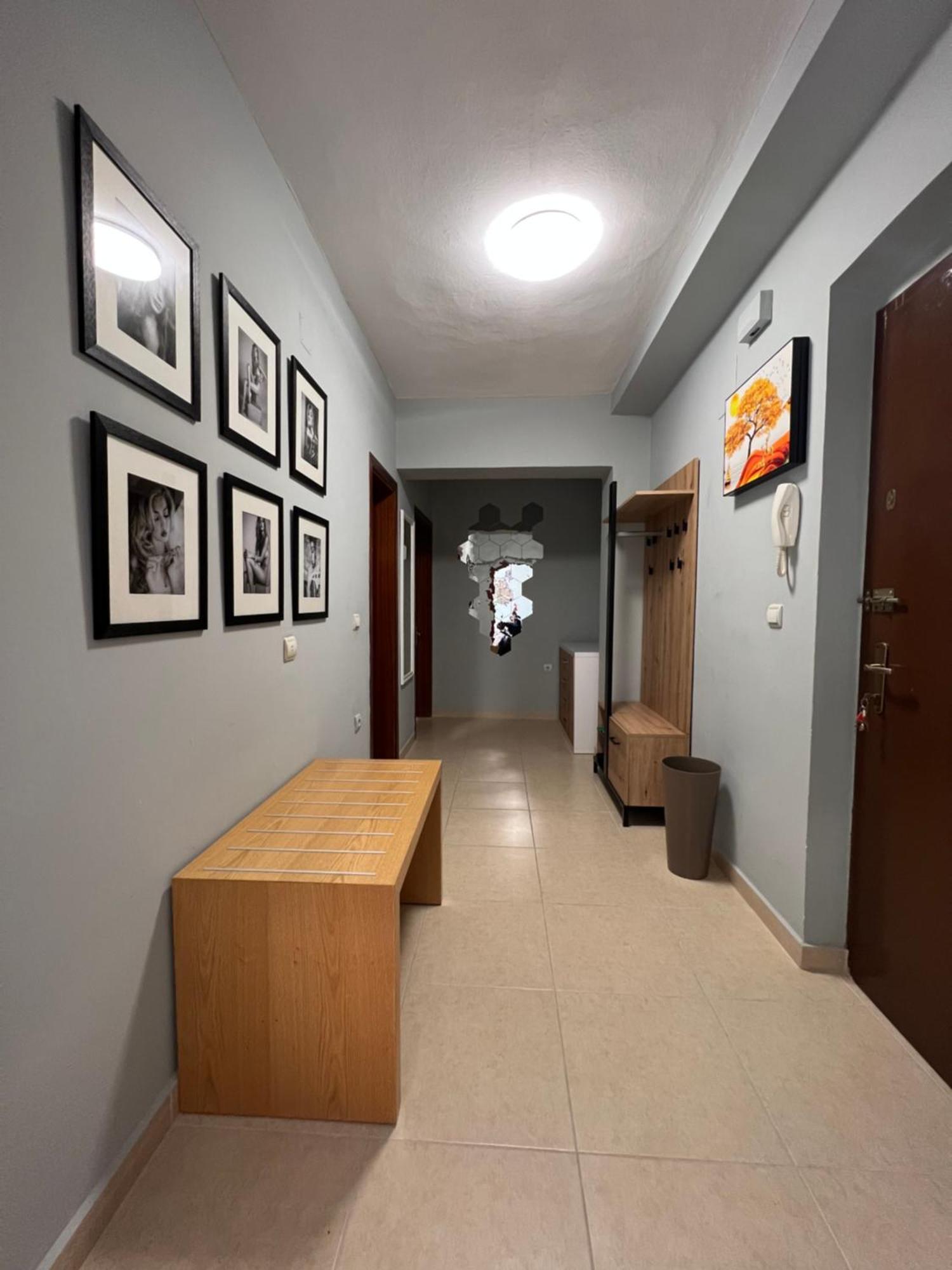Apartment In Skanderbeg Square - Tirana Center 2 Εξωτερικό φωτογραφία